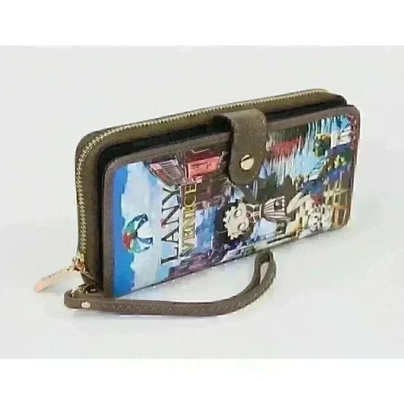 NEW! Betty Boop Women's Lany Vegan Wristlet Wallet - Picture 2 of 5